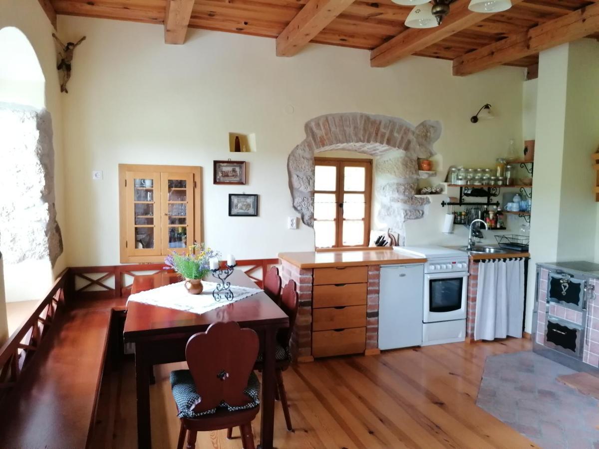 Smarje pri Jelsah Holiday House Apartment Voukov Mlin מראה חיצוני תמונה